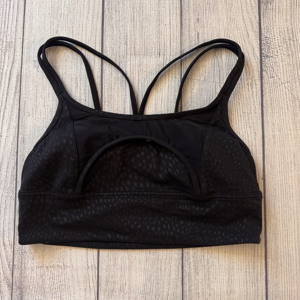 Lululemon Nulu & Mesh Sports Yoga Bra Top Size 6 Women's Activewear Workout Pads
